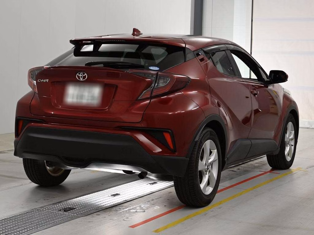TOYOTA C-HR