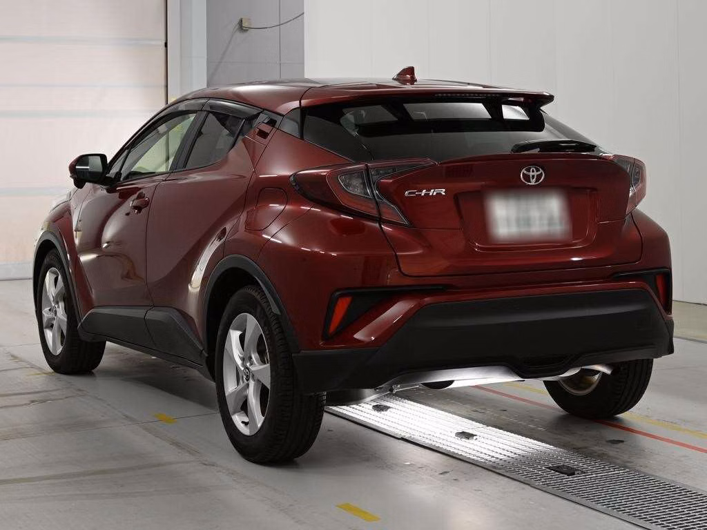 TOYOTA C-HR