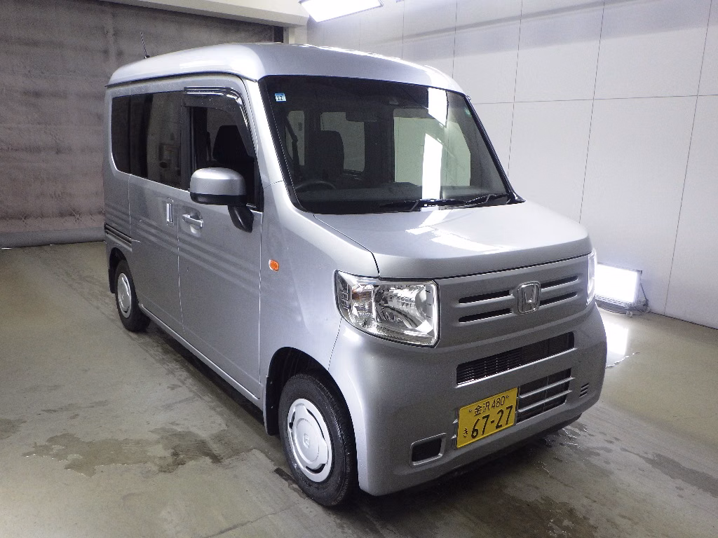 HONDA N-VAN