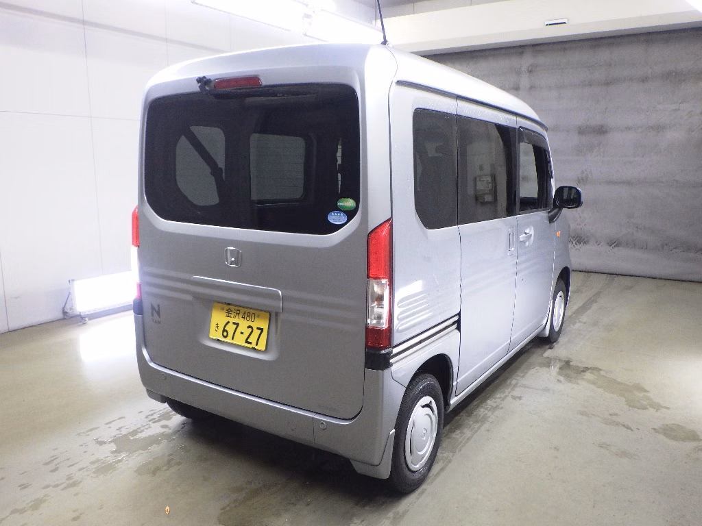 HONDA N-VAN