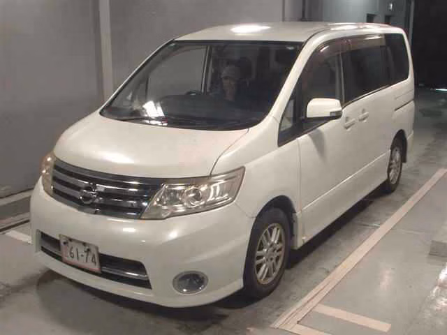 NISSAN SERENA