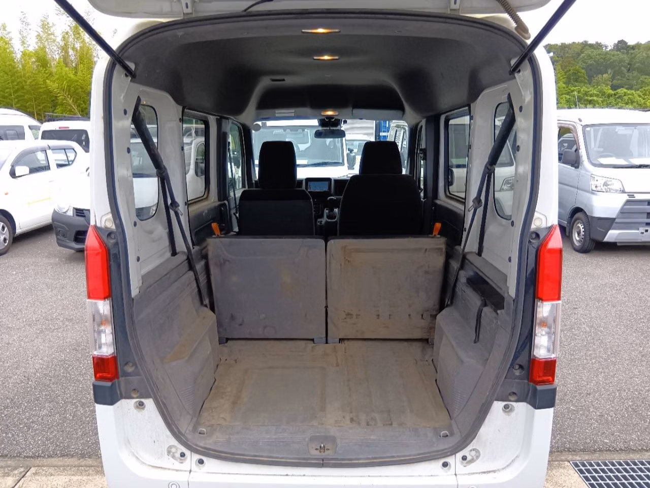 HONDA N-VAN