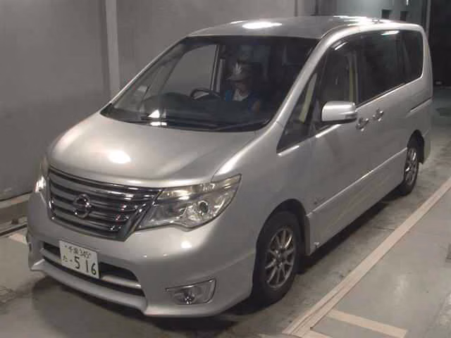NISSAN SERENA