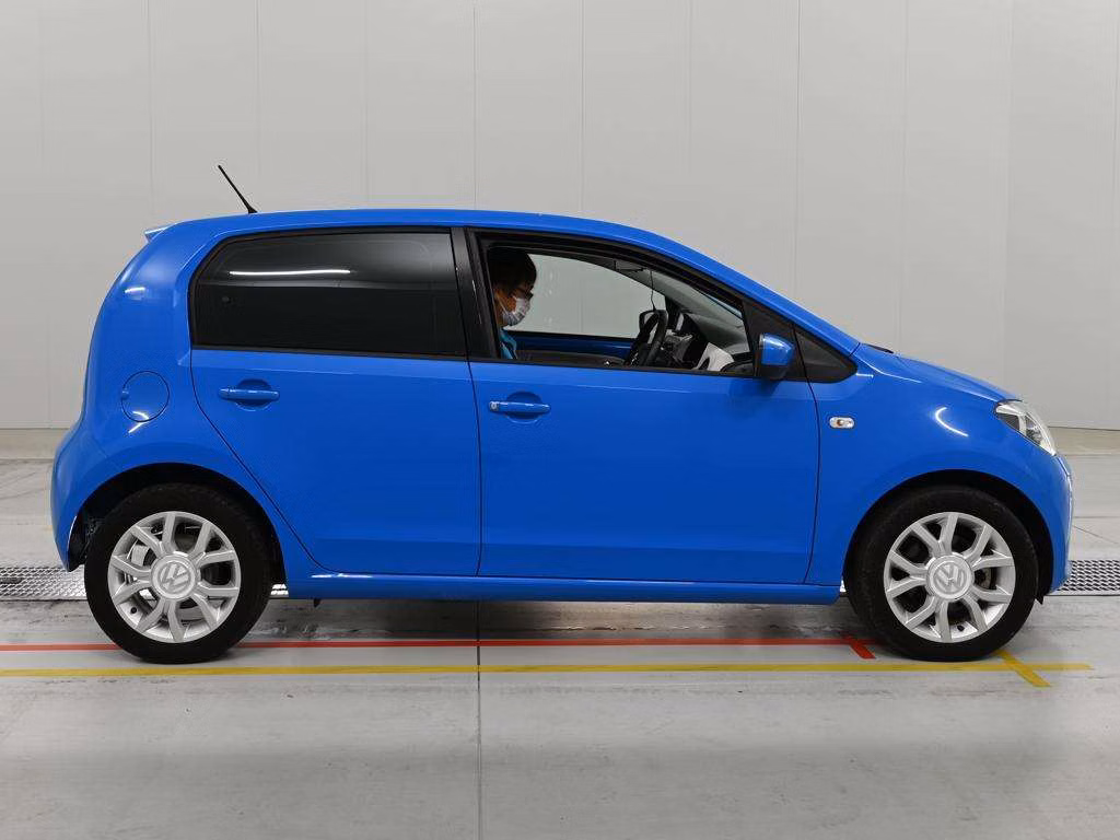 VOLKSWAGEN UP!