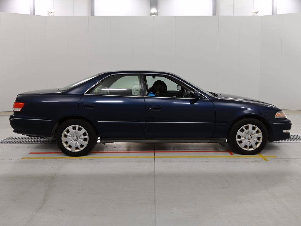 TOYOTA MARK II