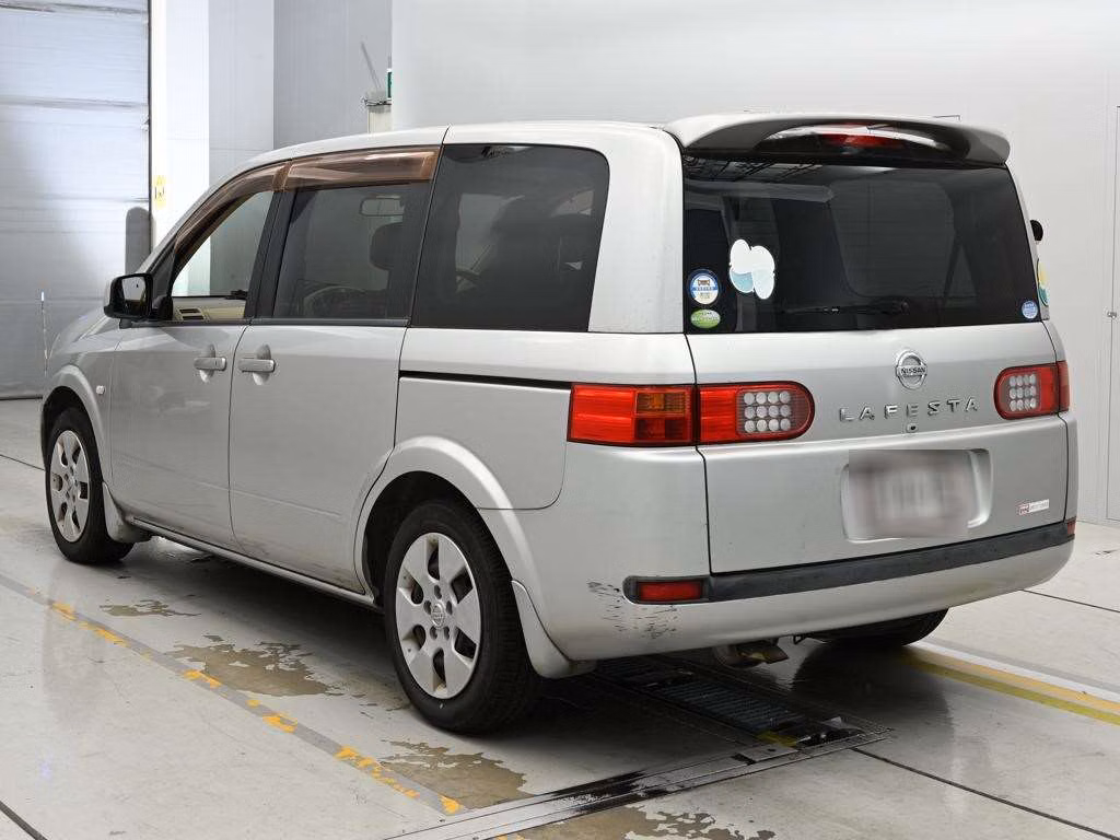 NISSAN LAFESTA