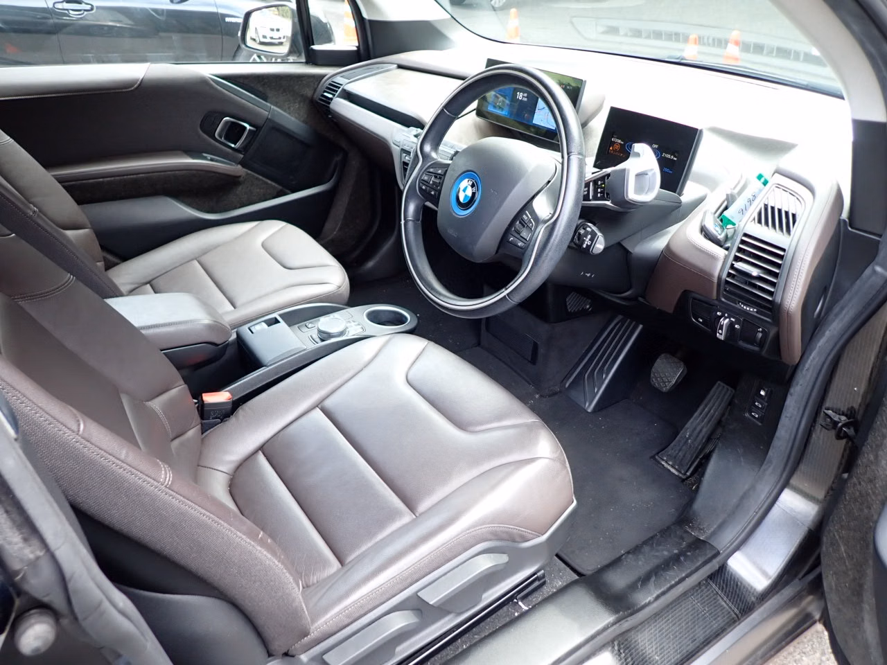 BMW I3