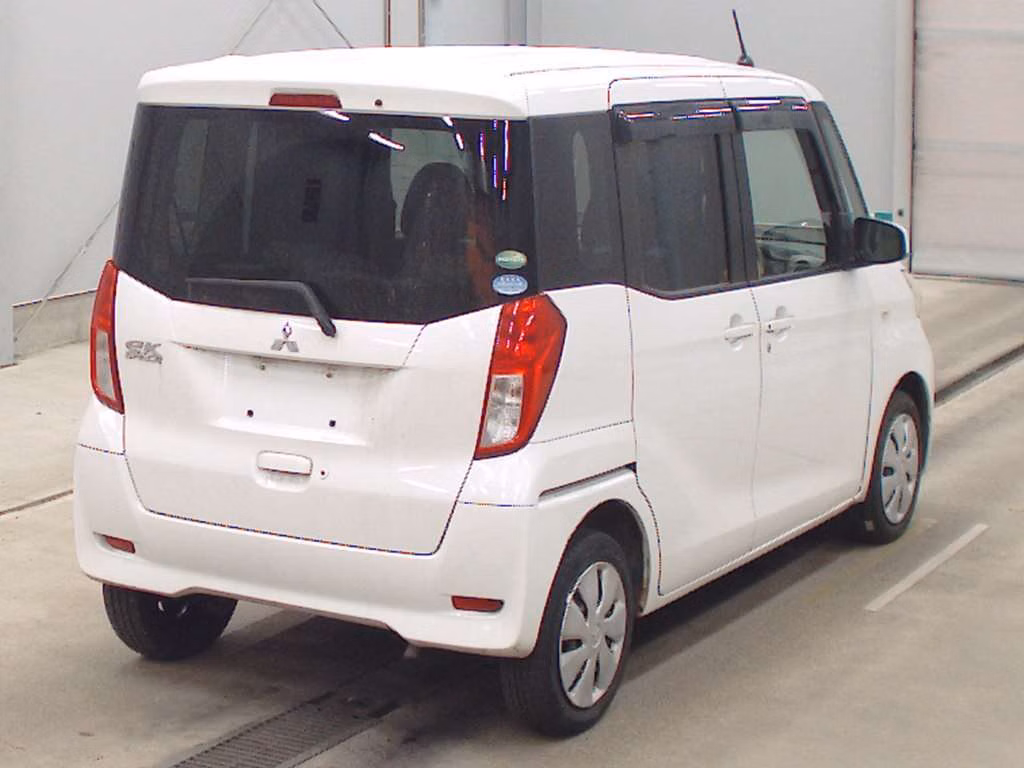 MITSUBISHI EK SPACE
