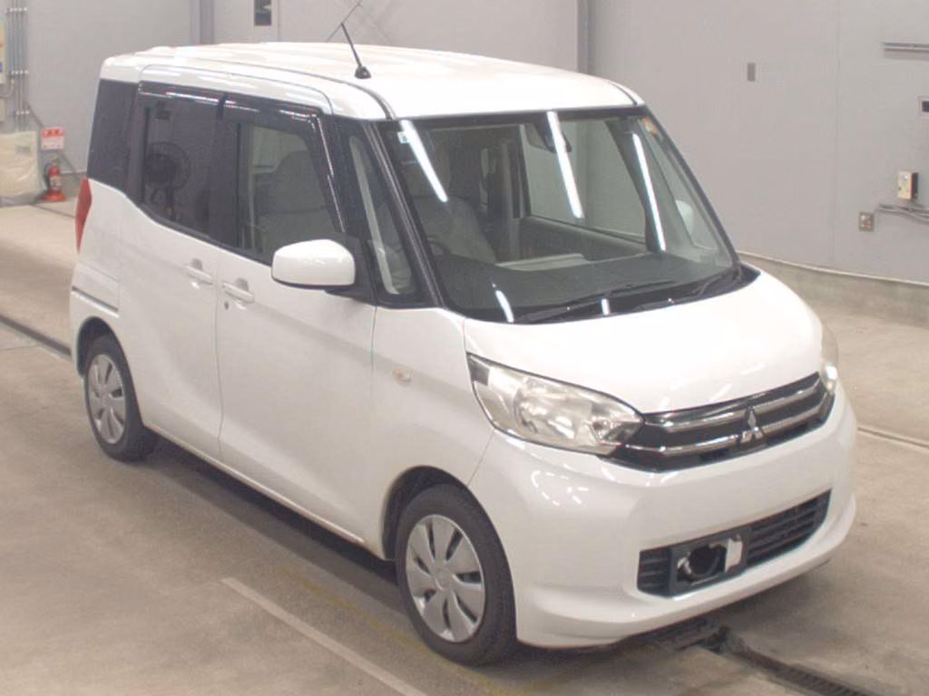 MITSUBISHI EK SPACE