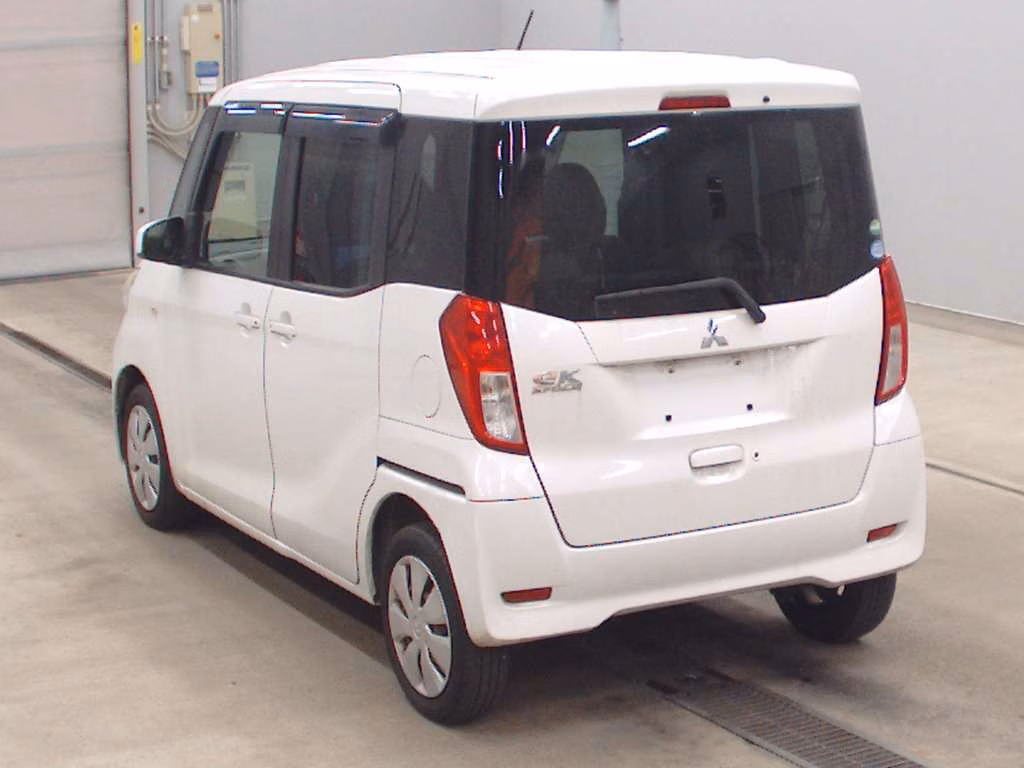 MITSUBISHI EK SPACE