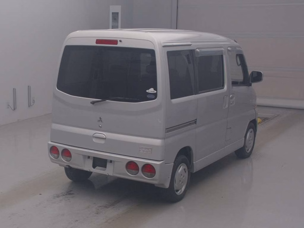 MITSUBISHI TOWN BOX