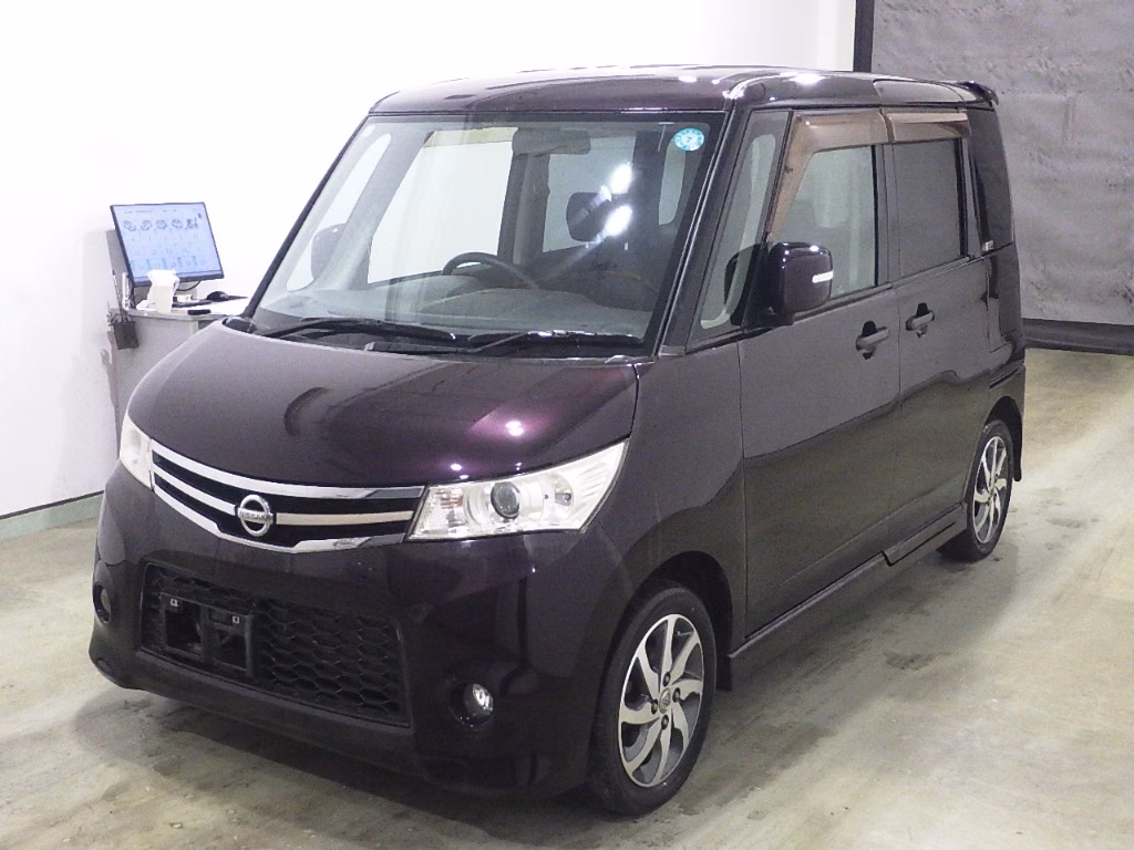 NISSAN ROOX
