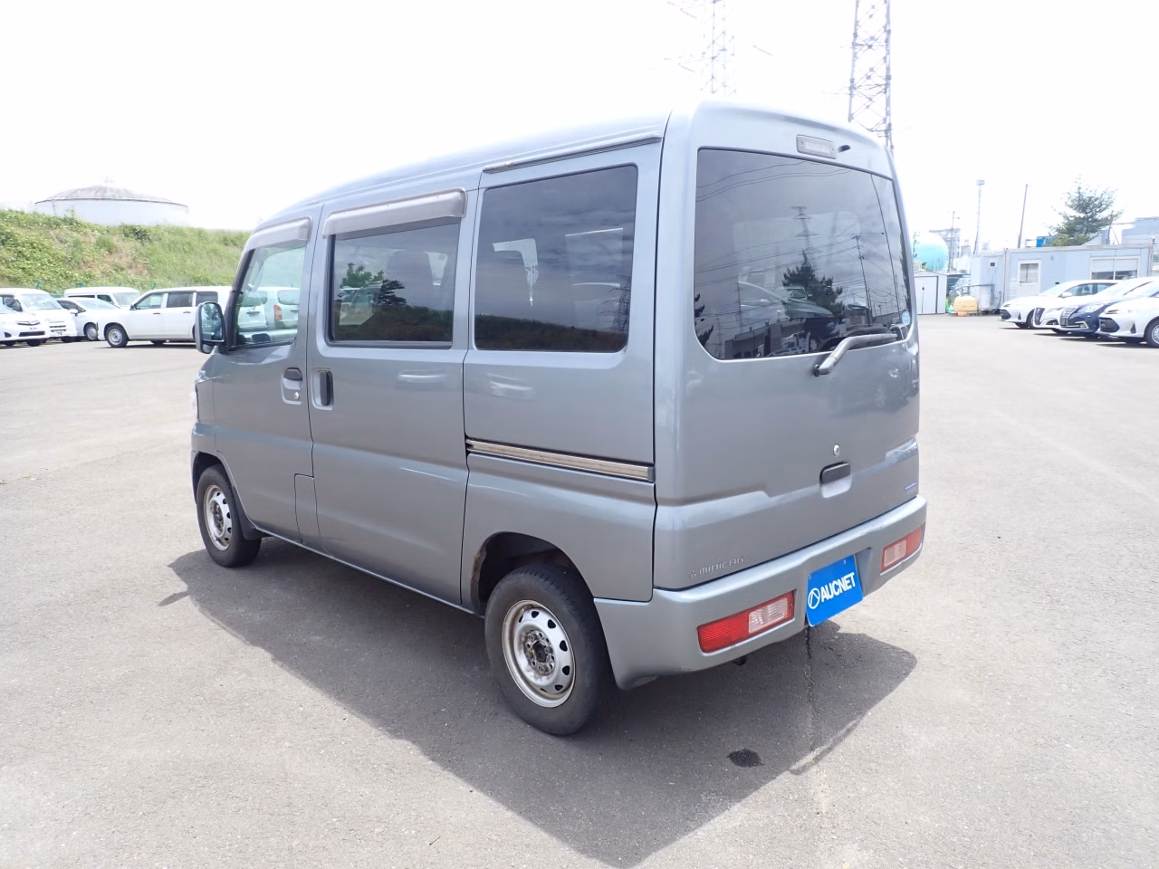 MITSUBISHI MINICAB