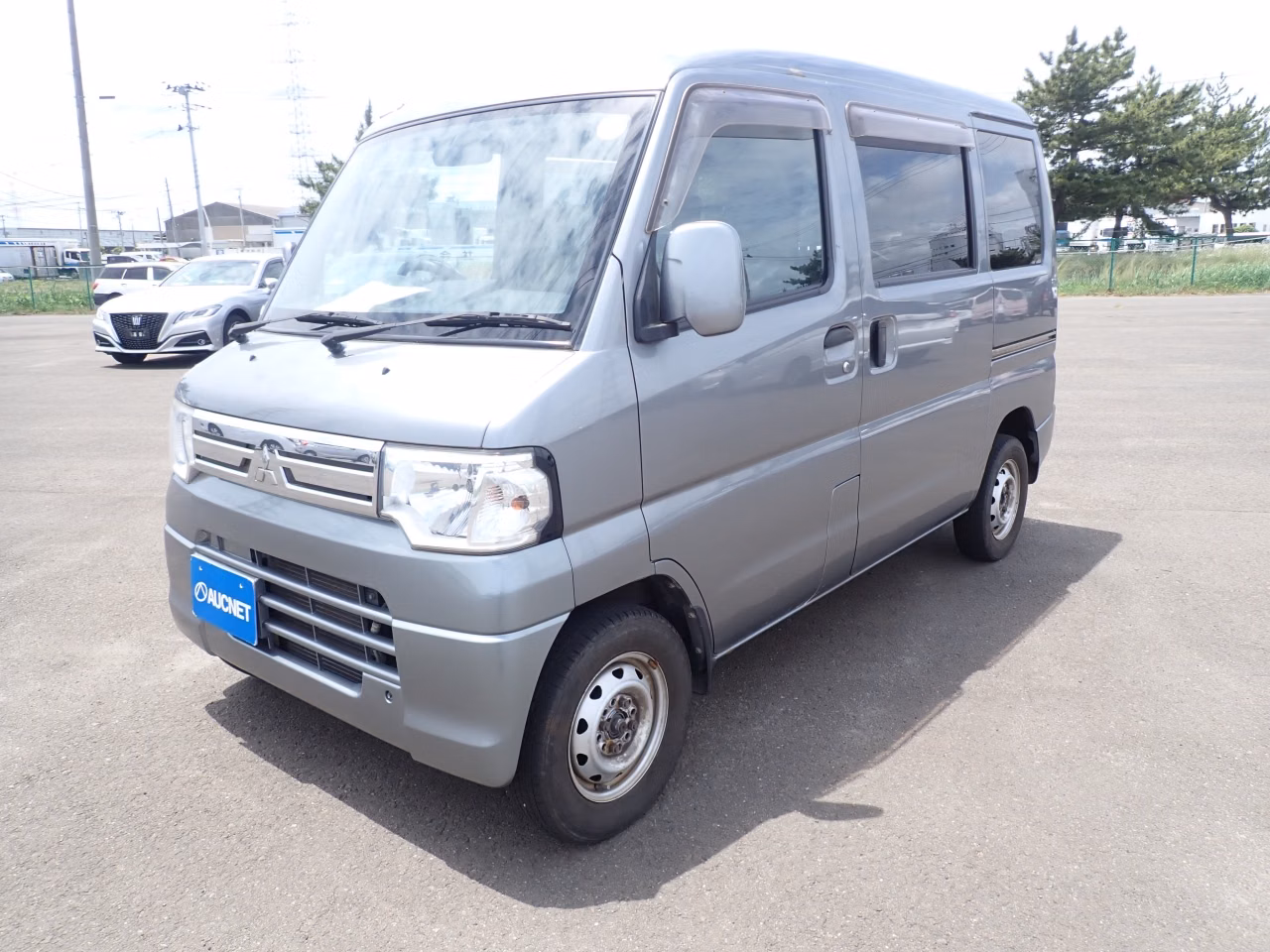MITSUBISHI MINICAB