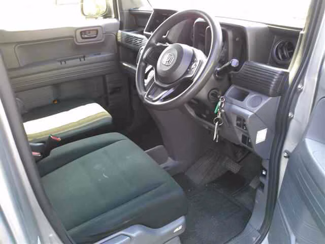 HONDA N-VAN