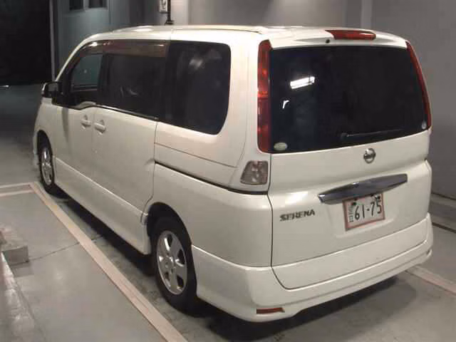 NISSAN SERENA