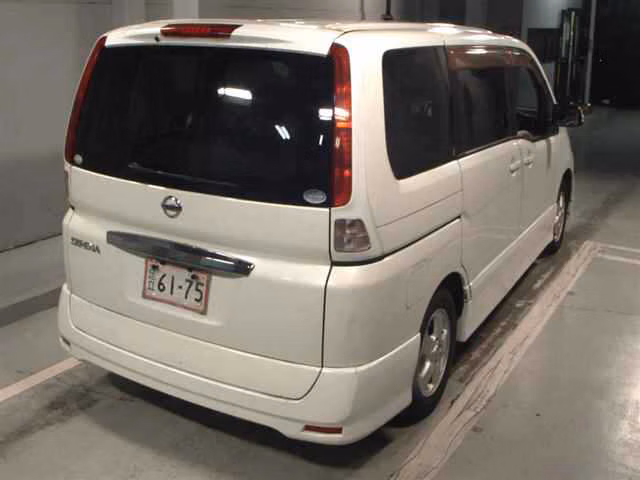 NISSAN SERENA