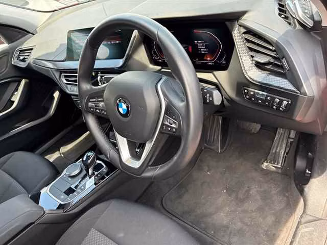 BMW 1-SERIES