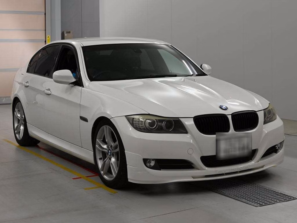 BMW 3-SERIES