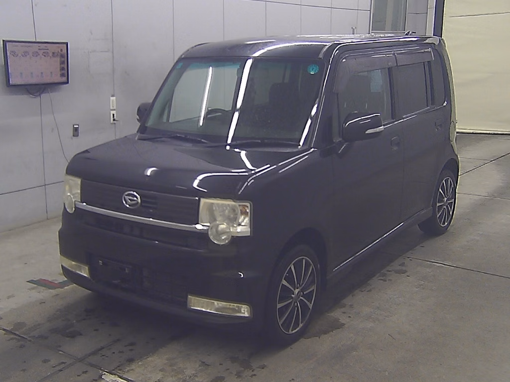 DAIHATSU MOVE CONTE