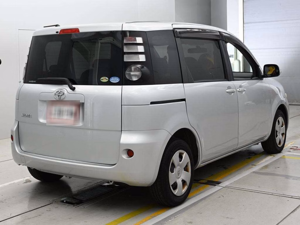 TOYOTA SIENTA