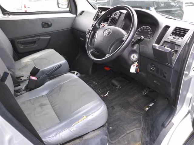 TOYOTA LITE ACE