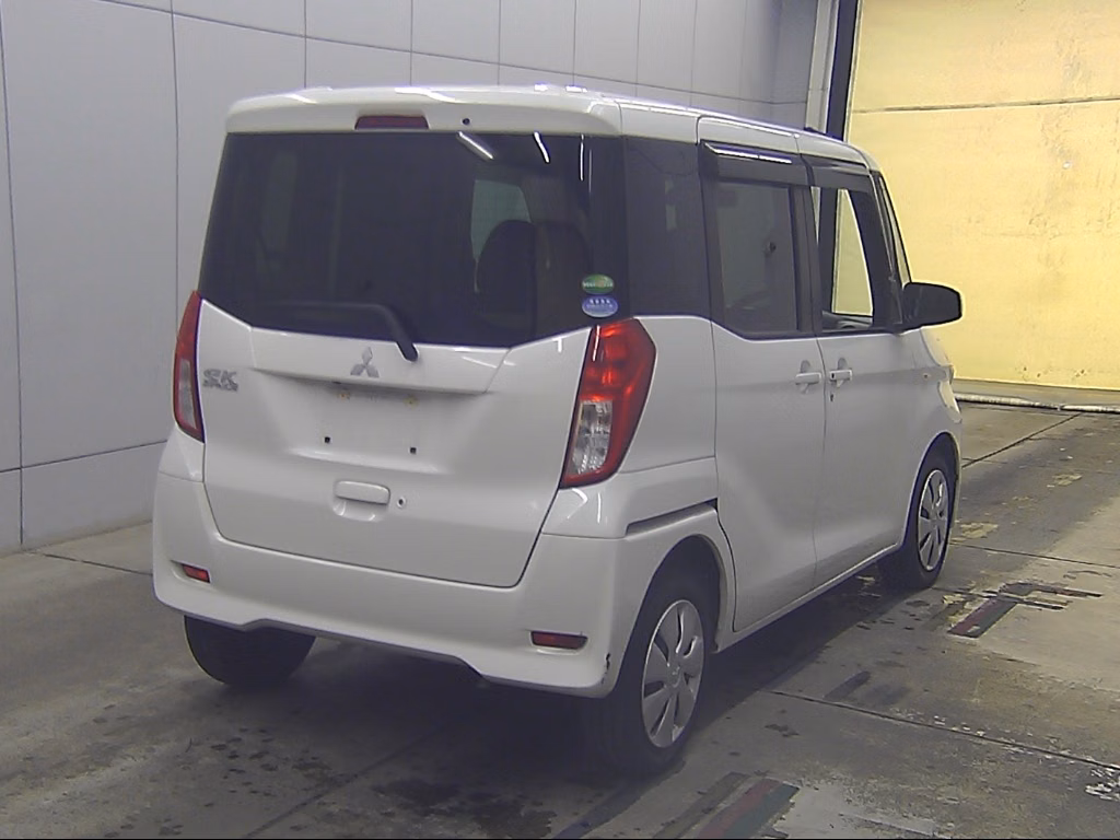MITSUBISHI EK SPACE