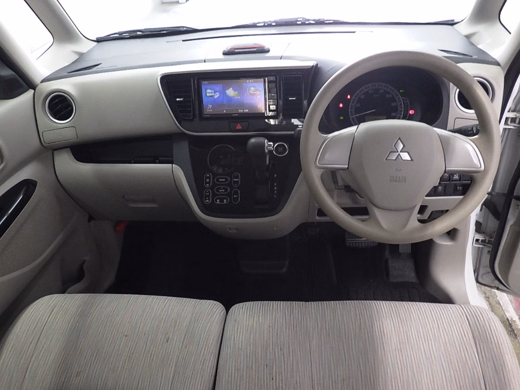 MITSUBISHI EK SPACE