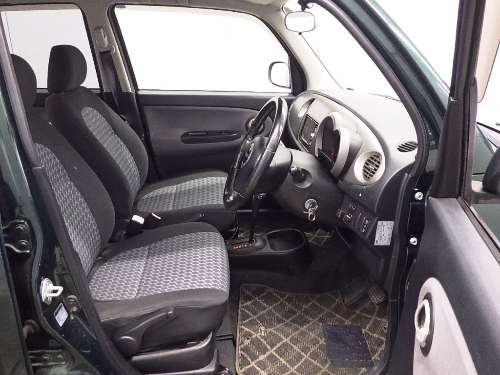 DAIHATSU MIRA GINO
