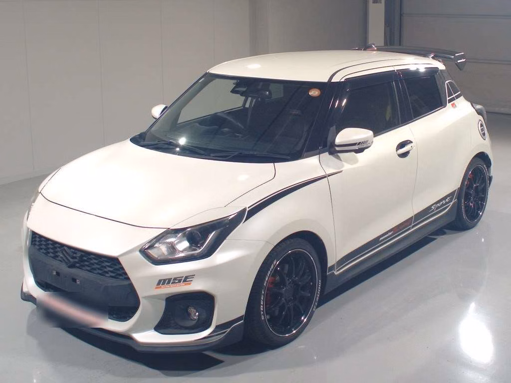 SUZUKI SWIFT