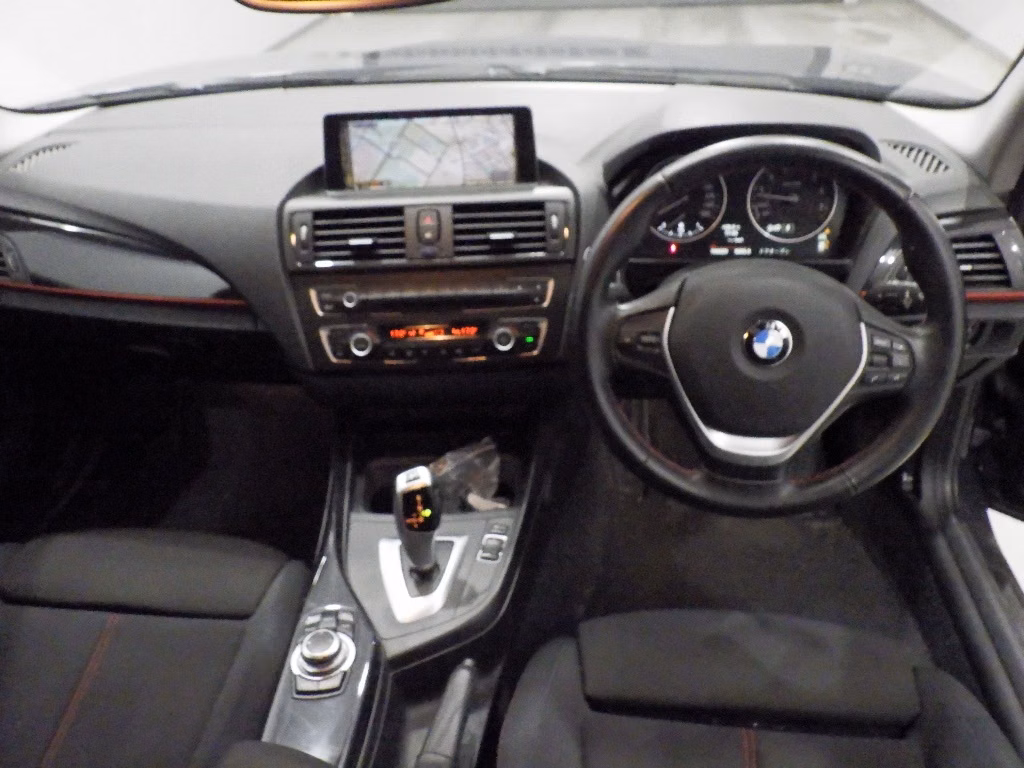 BMW 1-SERIES
