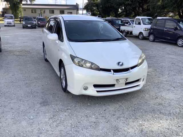 TOYOTA WISH