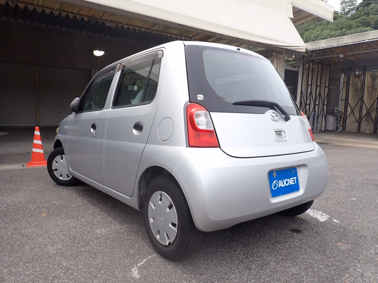 DAIHATSU ESSE