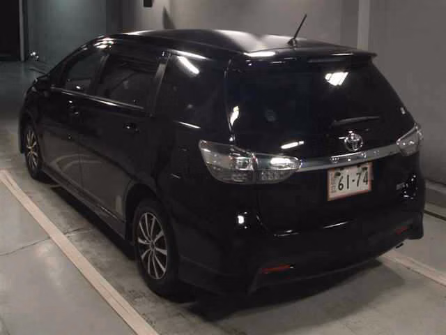 TOYOTA WISH