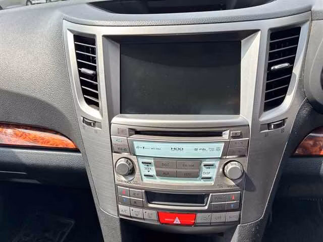 SUBARU LEGACY