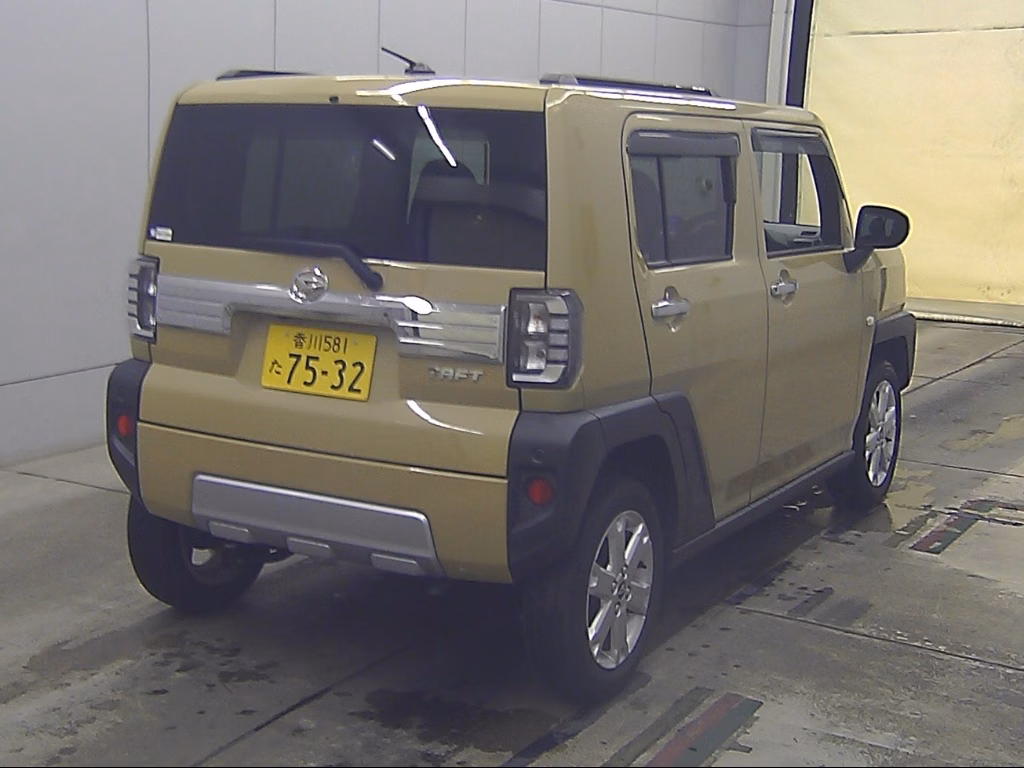 DAIHATSU TAFT