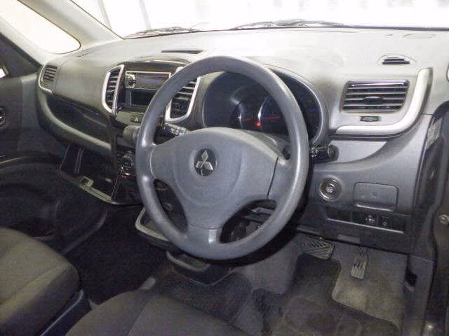 MITSUBISHI DELICA D:2