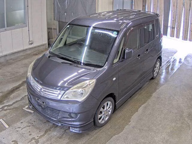 MITSUBISHI DELICA D:2