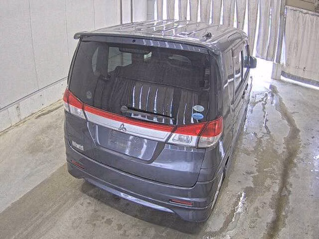 MITSUBISHI DELICA D:2