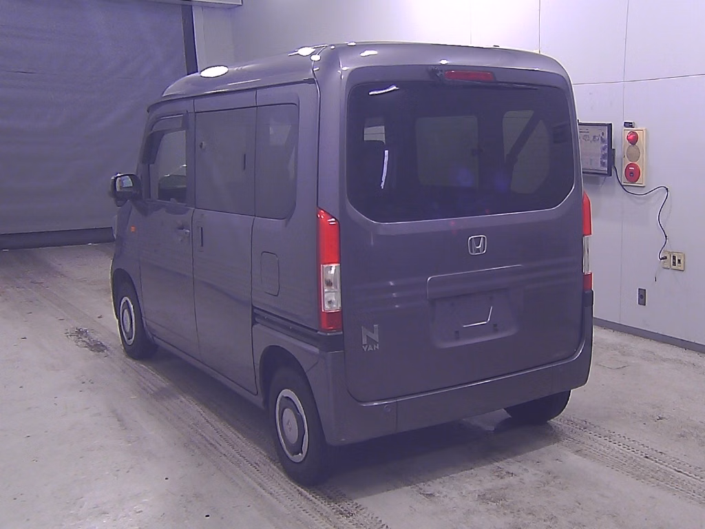 HONDA N-VAN