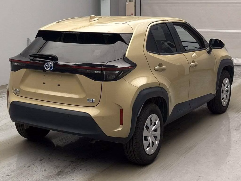 TOYOTA YARIS CROSS