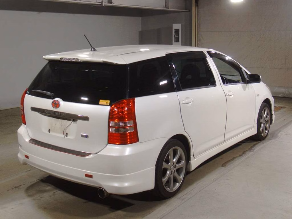 TOYOTA WISH
