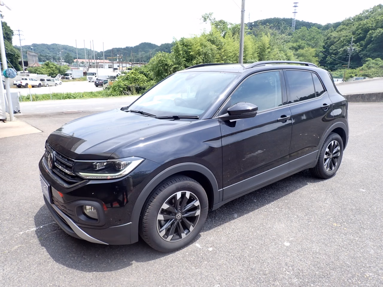 VOLKSWAGEN T-CROSS