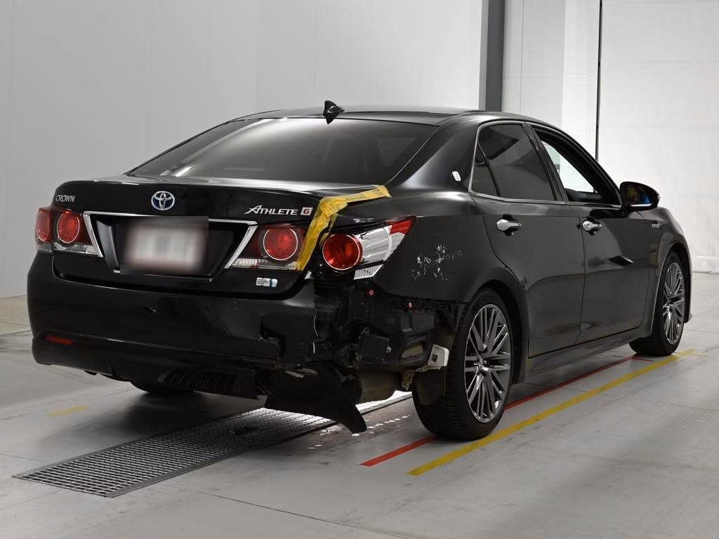 TOYOTA CROWN
