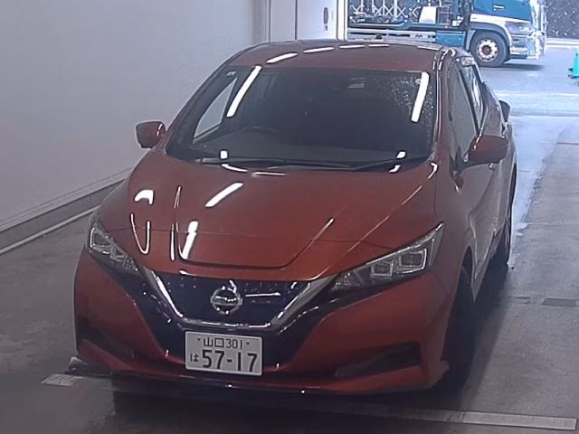 NISSAN LEAF