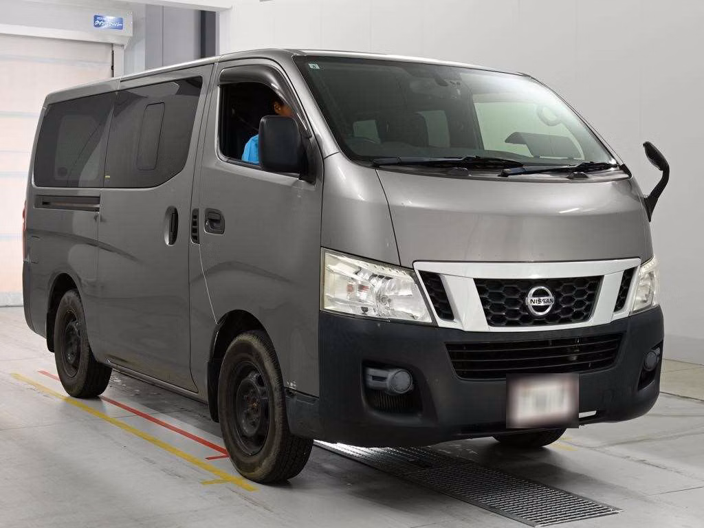 NISSAN NV350 CARAVAN