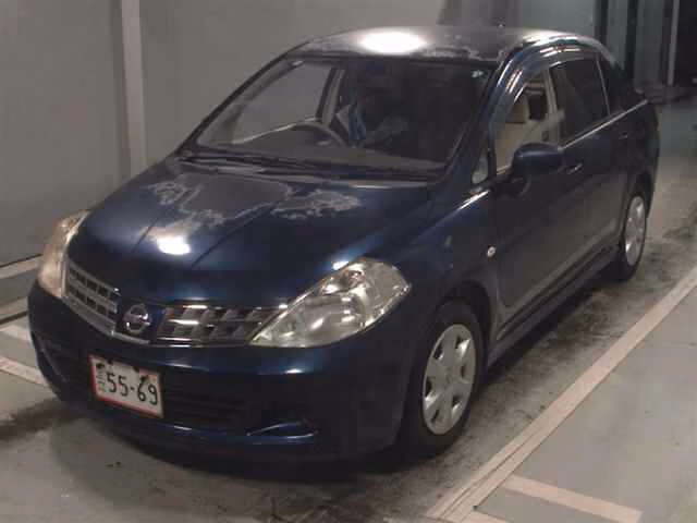 NISSAN TIIDA LATIO
