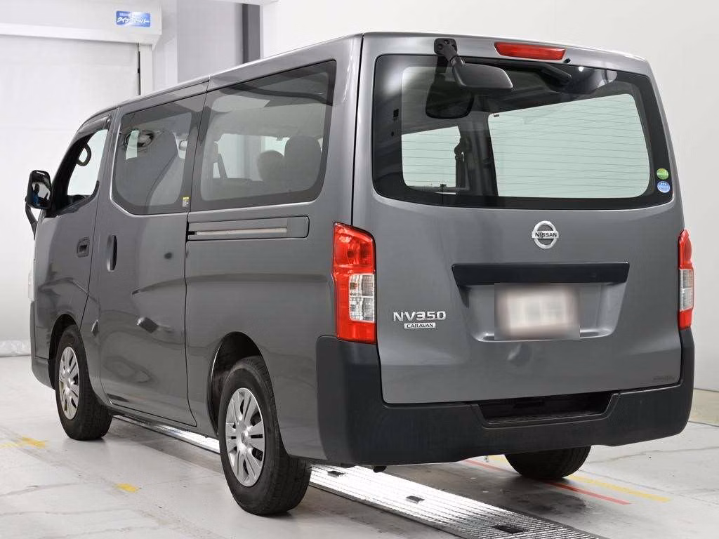 NISSAN NV350 CARAVAN
