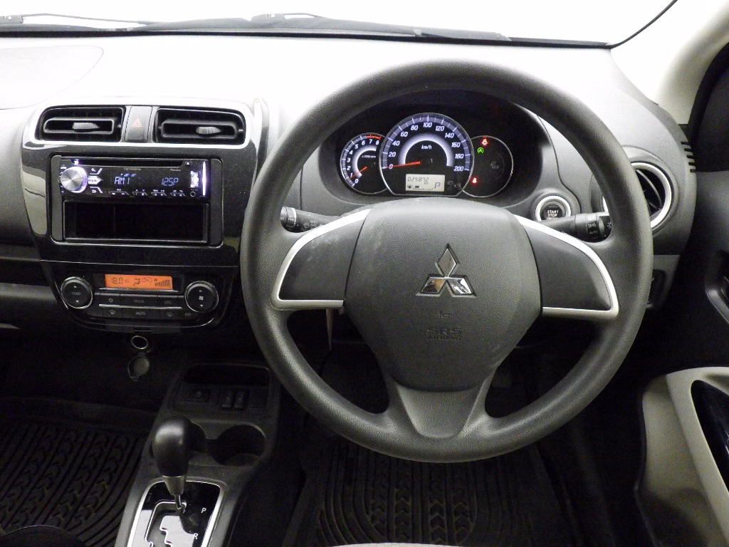 MITSUBISHI MIRAGE