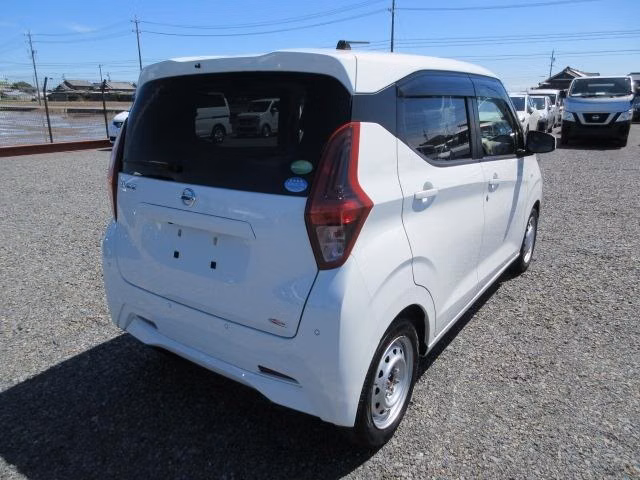 NISSAN DAYZ